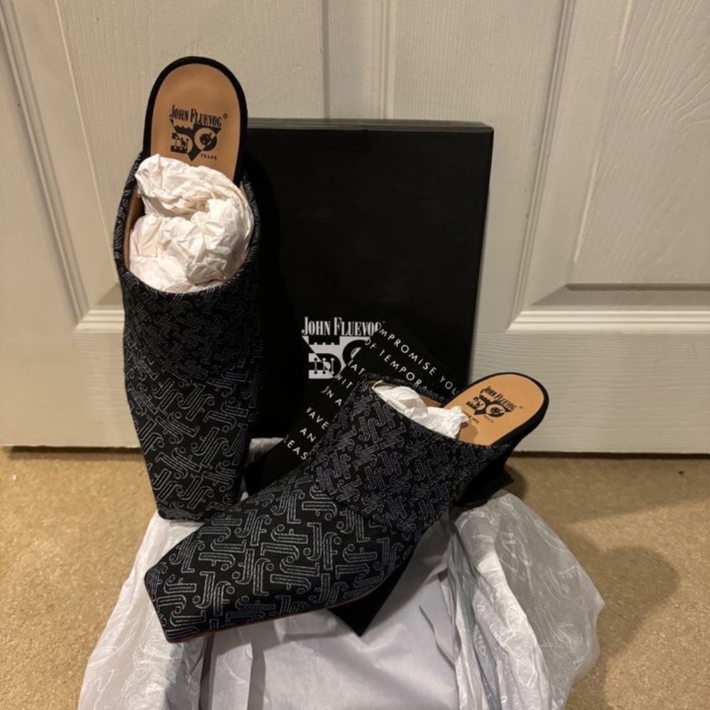 Fluevog, size 8